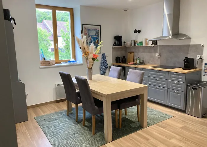 Spacious Apartment In Old Farm Close To Lac De Vouglans